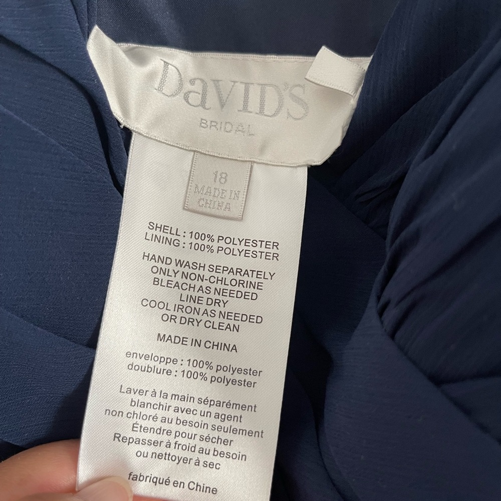 David’s Bridal Crinkle Chiffon Dress with Cascade Skirt, Color Marine, Size 18 - Picture 8 of 11